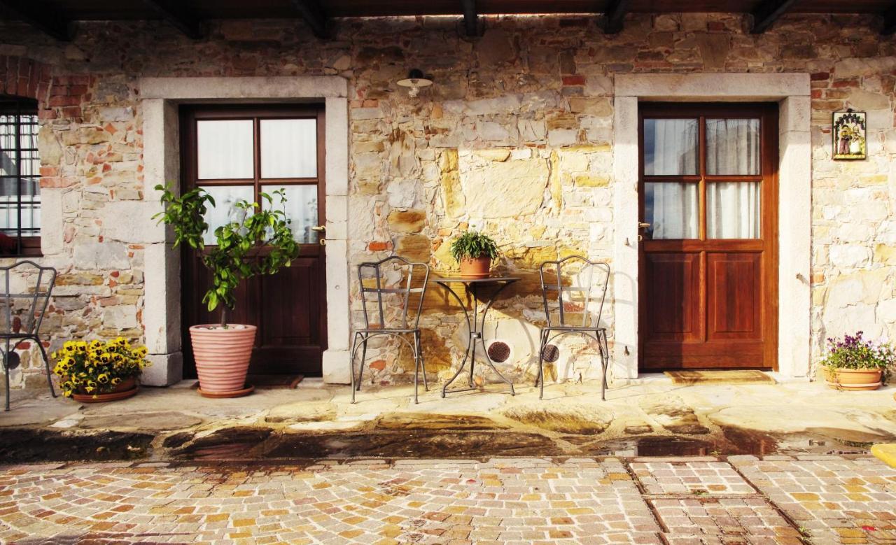Agriturismo L'Uva E Le Stelle Faedis Екстериор снимка